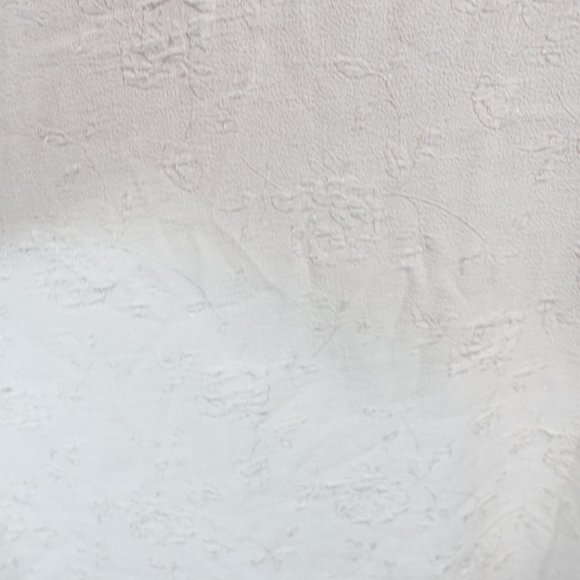 Jaclyn Smith Plus Sz 1X Long Nightgown Creme Sleeveless Floral Embossed - Picture 6 of 11